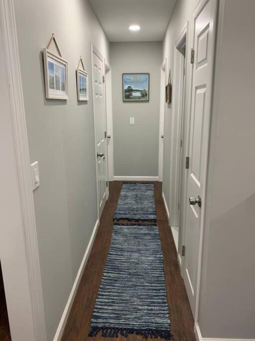 Photo of Others in White Mills