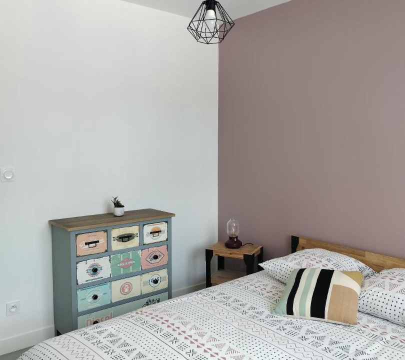 Photo of Bedroom in Dry