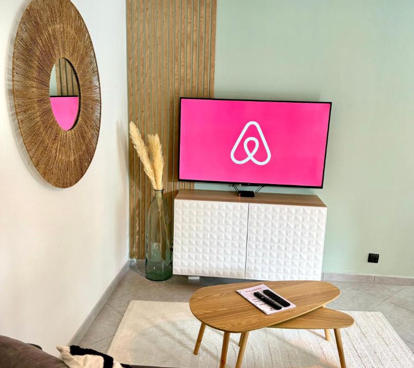 Photo of Livingroom in Elancourt