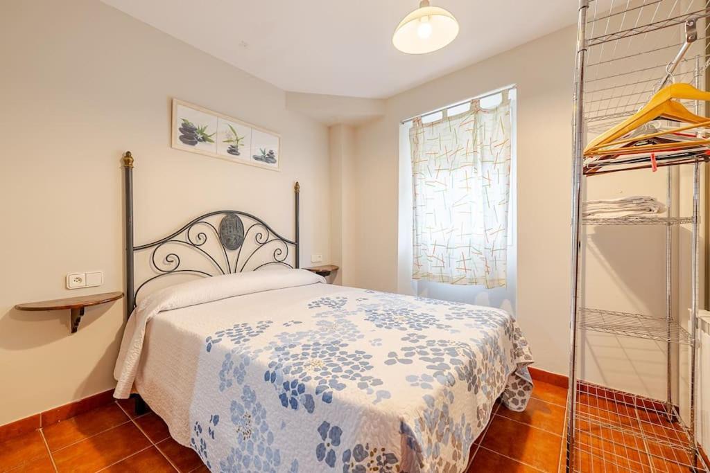 Photo of Bedroom in Alcover