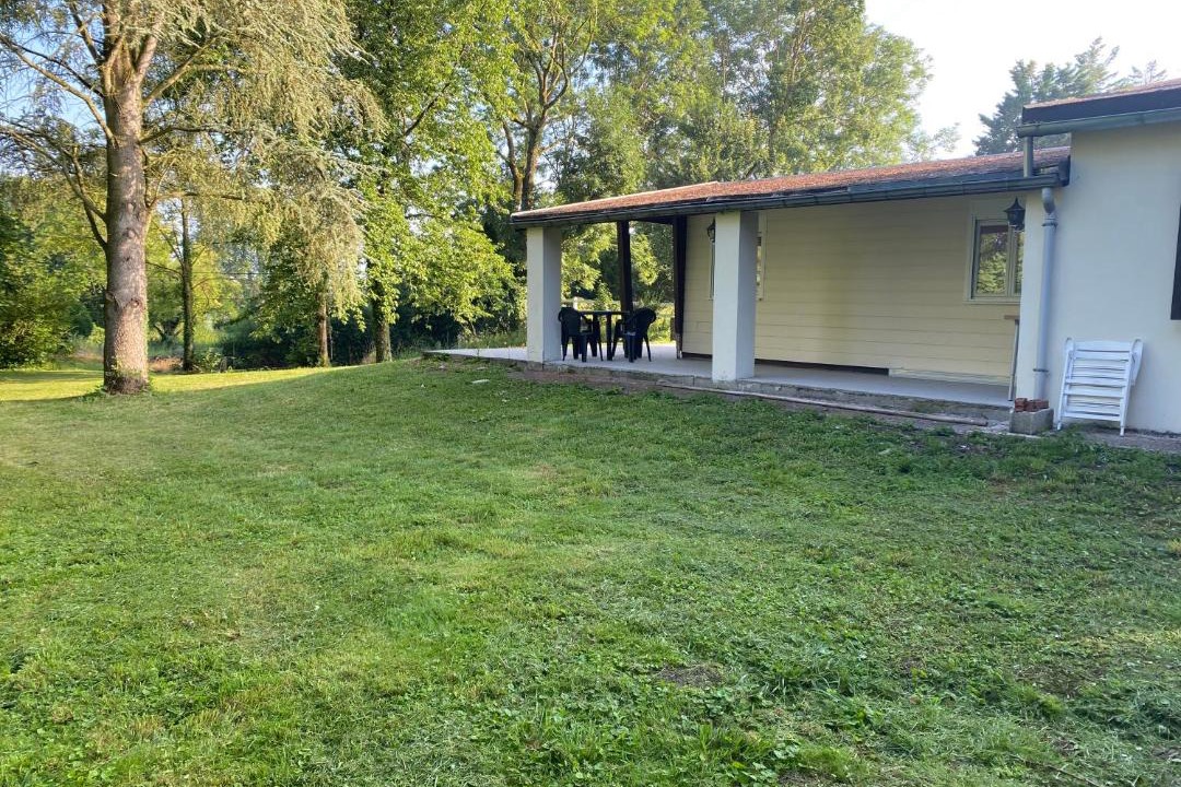 Photo of Others in Carnoy