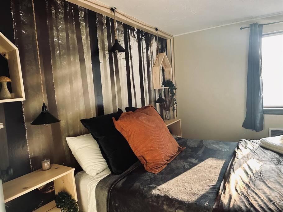 Photo of Bedroom in Western
