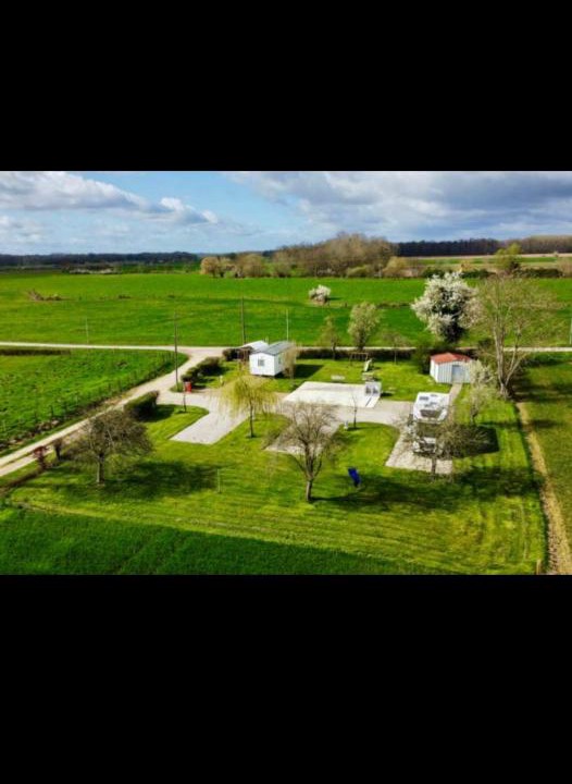 Photo of Others in Puellemontier