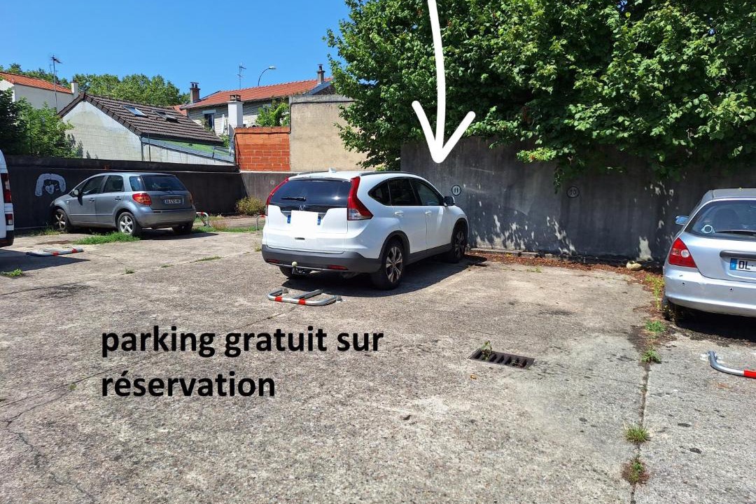 Photo of Others in Montreuil