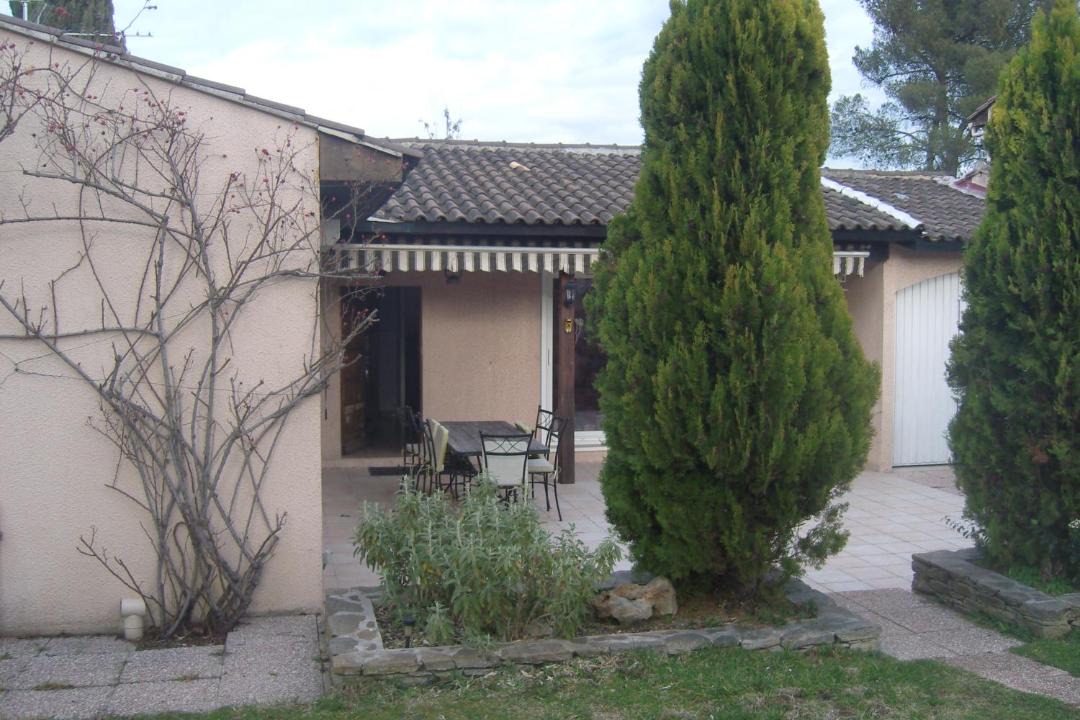 Photo of Others in Bouc-Bel-Air