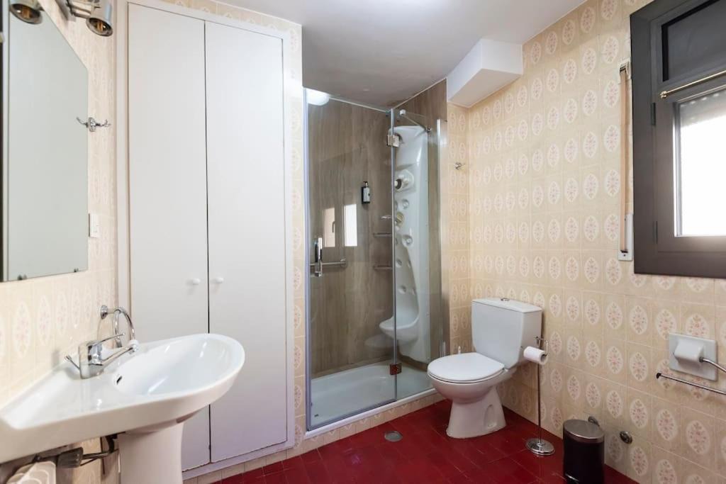 Photo of Bathroom in Prats