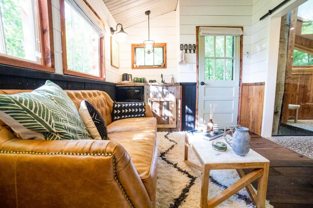 Photo of Livingroom in Flintstone