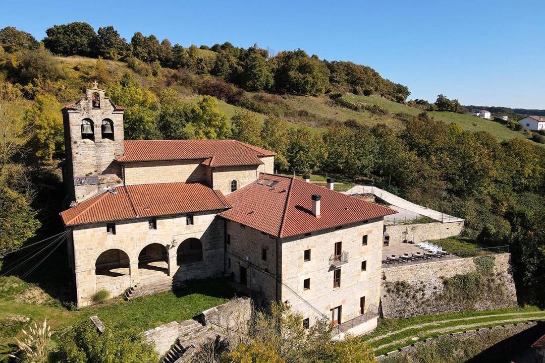 Photo of Buildings in Imotz