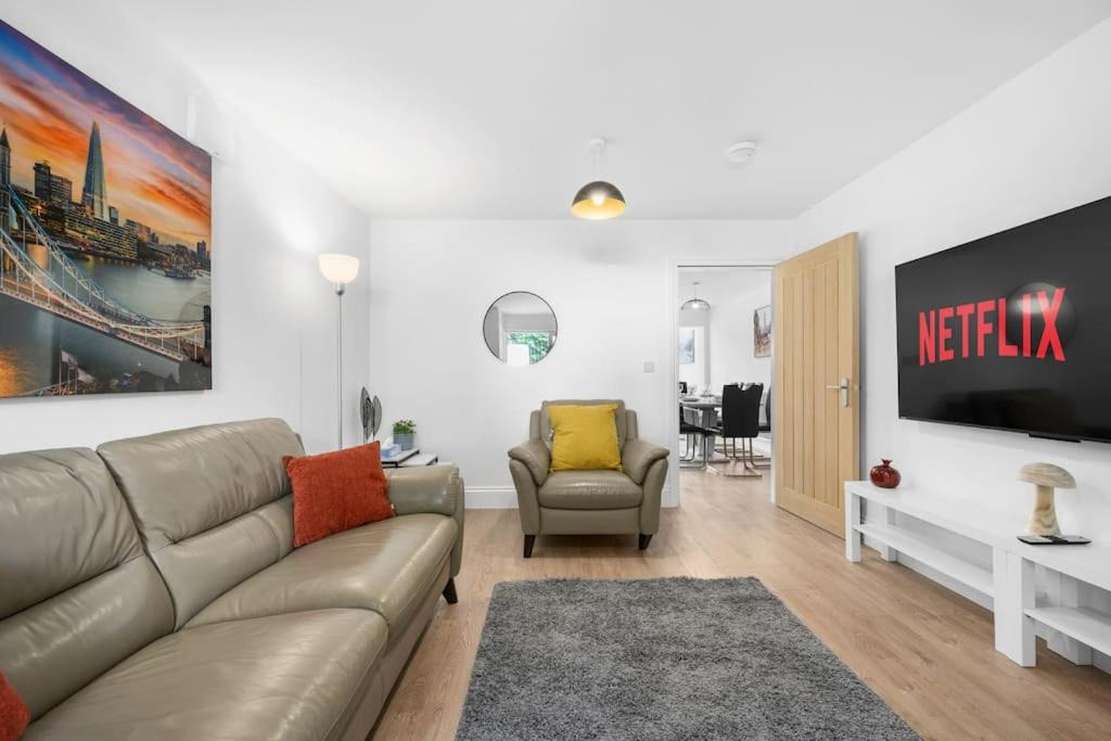 Photo of Others in Worsley