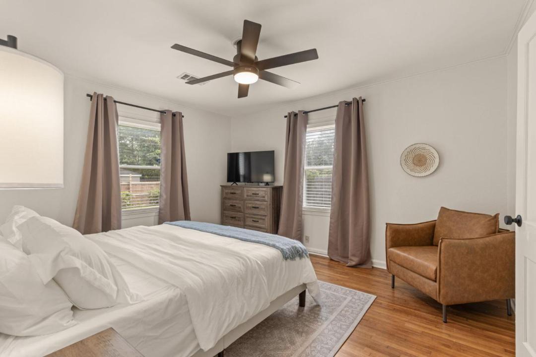 Photo of Bedroom in Turner Park