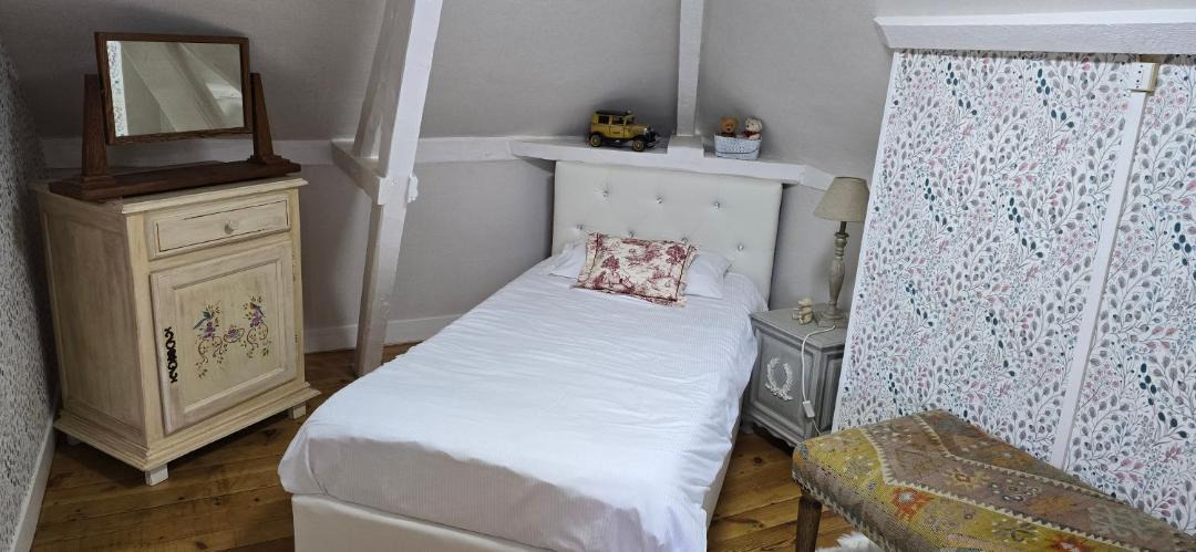 Photo of Bedroom in Cormeilles