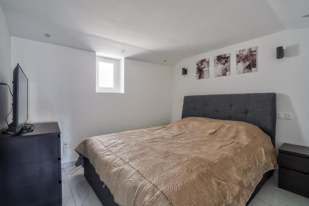 Photo of Bedroom in Bois-d'Arcy