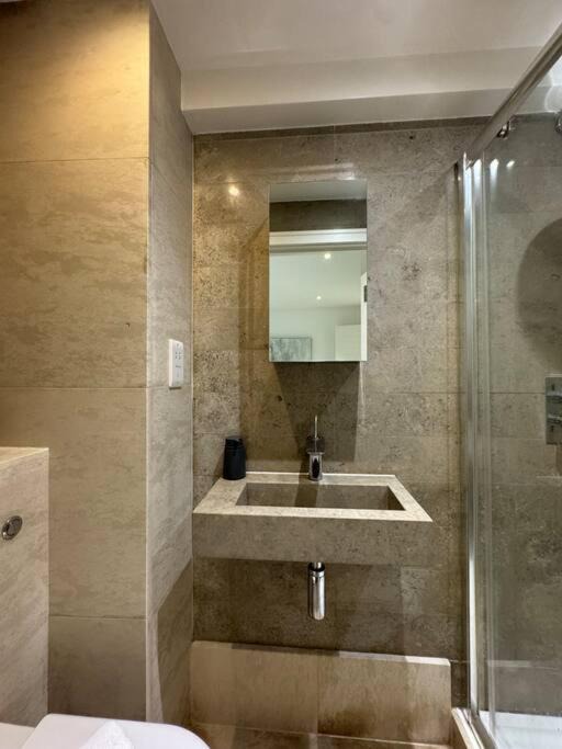 Photo of Bathroom in London Borough of Croydon