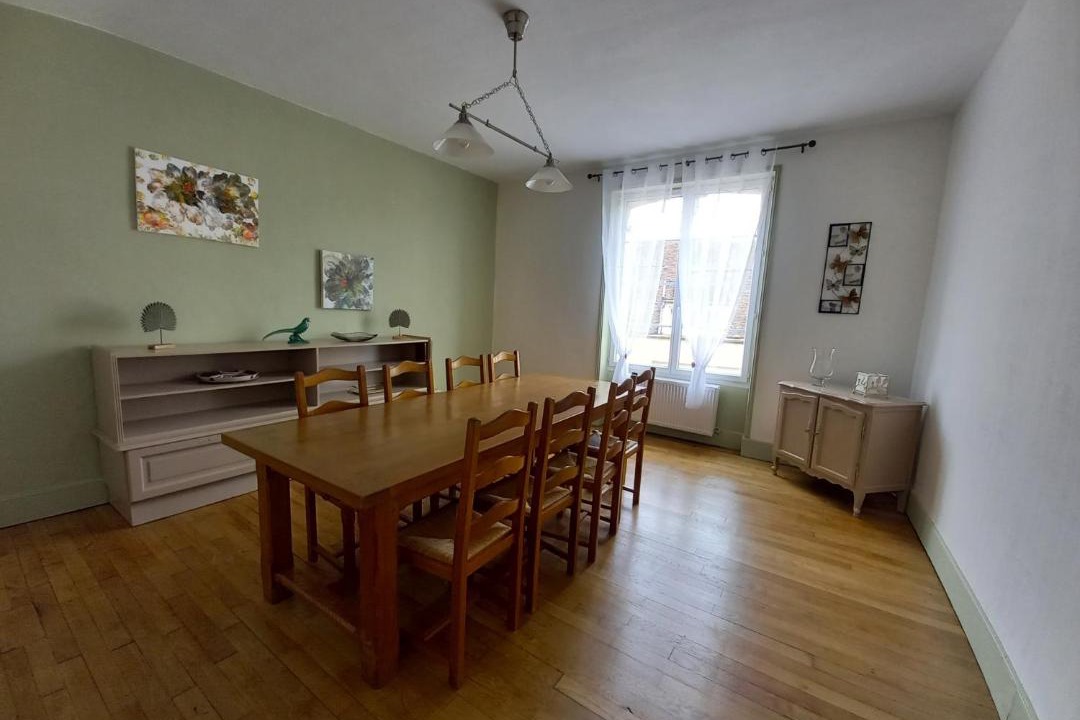 Photo of Others in Arnay-le-Duc