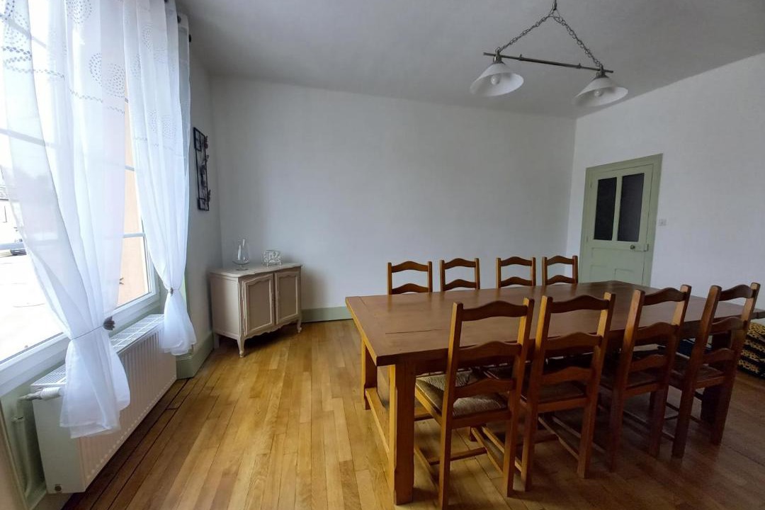 Photo of Others in Arnay-le-Duc