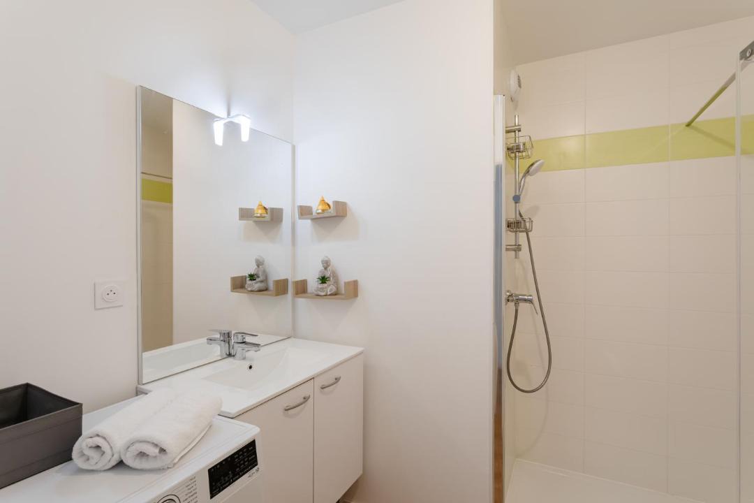 Photo of Bathroom in Arsenal-Redon