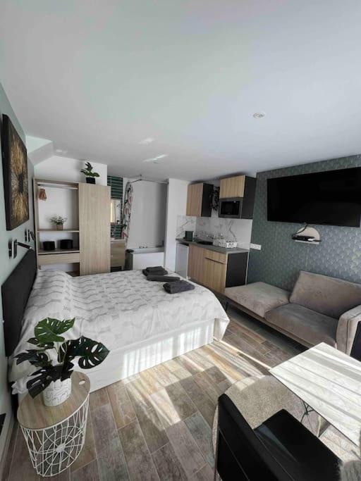 Photo of Others in Tassin