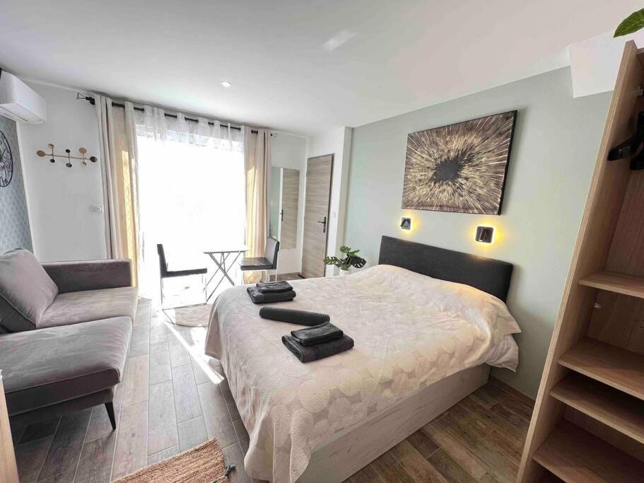 Photo of Others in Tassin