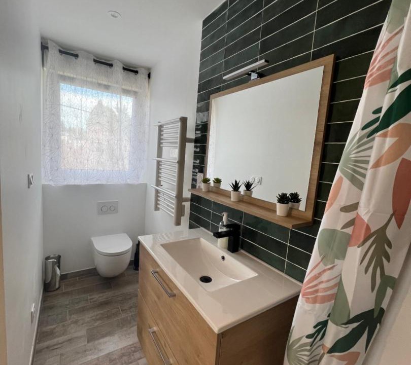 Photo of Bathroom in Tassin