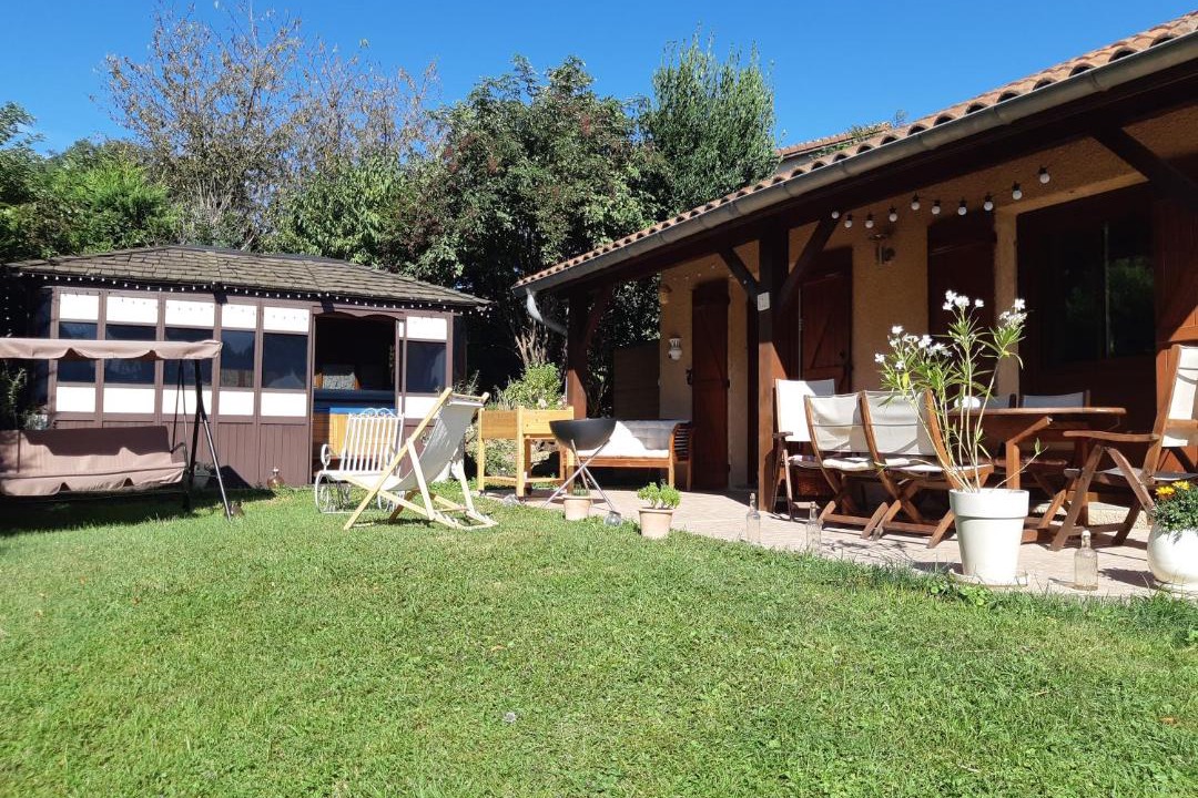 Photo of Others in Cailloux-sur-Fontaines