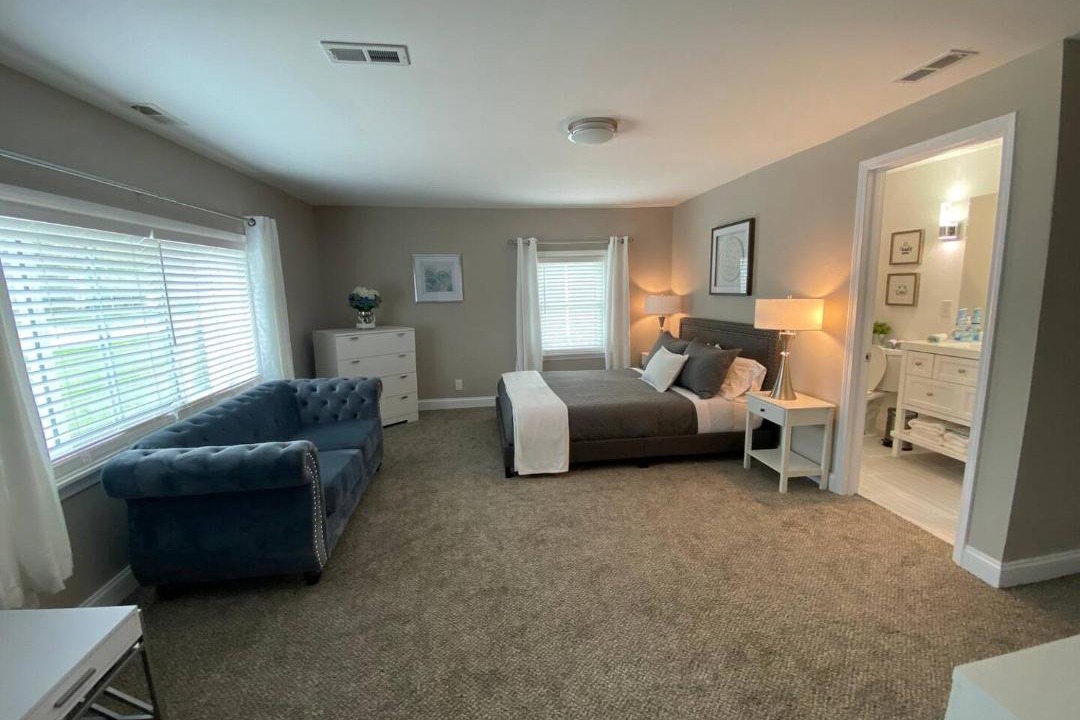 Photo of Bedroom in Harper Woods