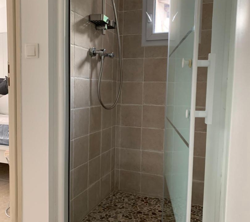 Photo of Bathroom in Saint-Saturnin-les-Avignon