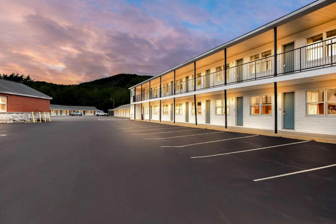 Photo of Others in Gorham