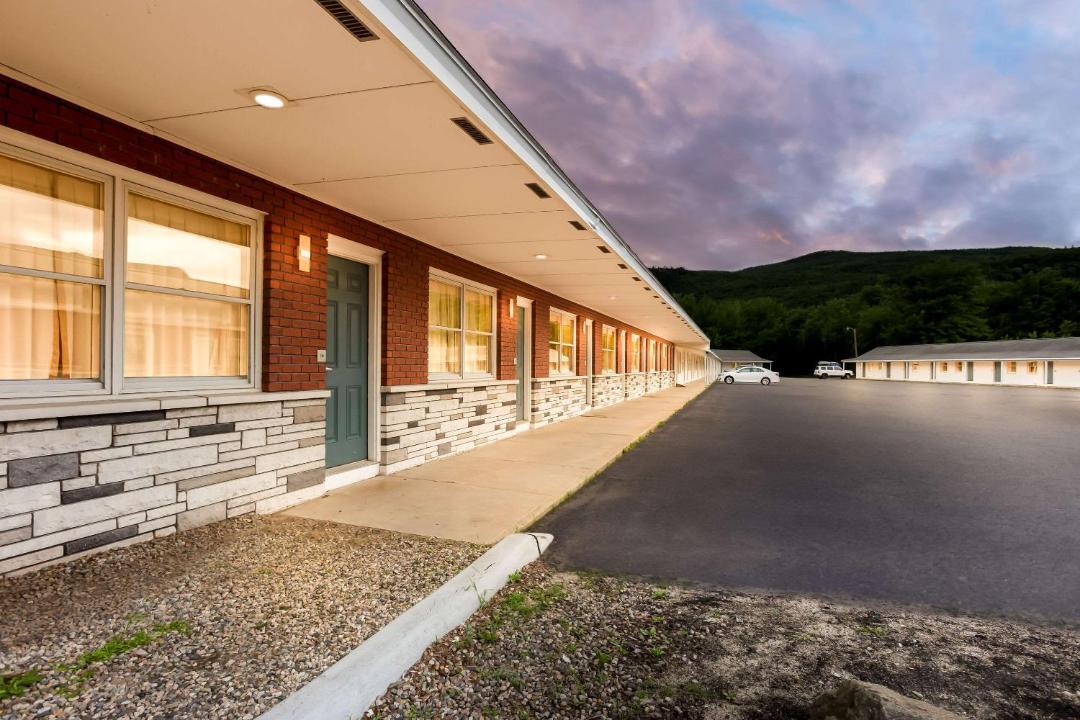 Photo of Others in Gorham