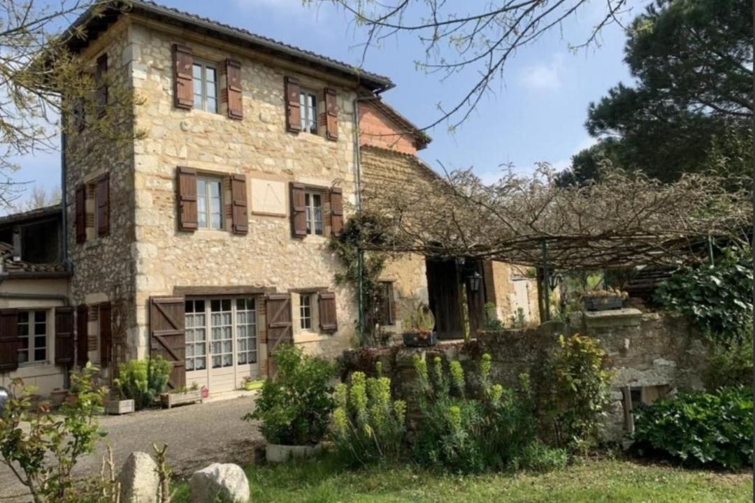 Photo of Others in Sistels