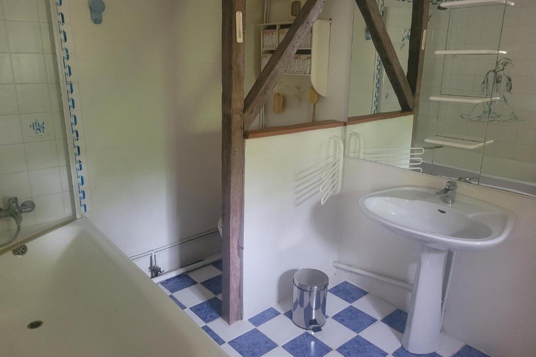 Photo of Bathroom in Sistels