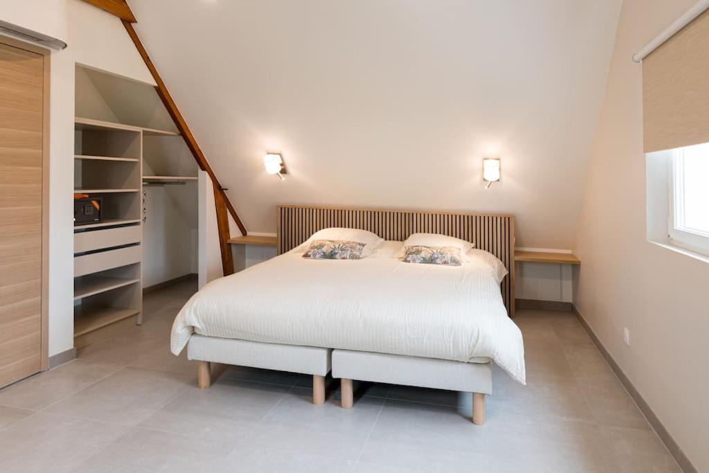 Photo of Bedroom in Trouville-sur-Mer