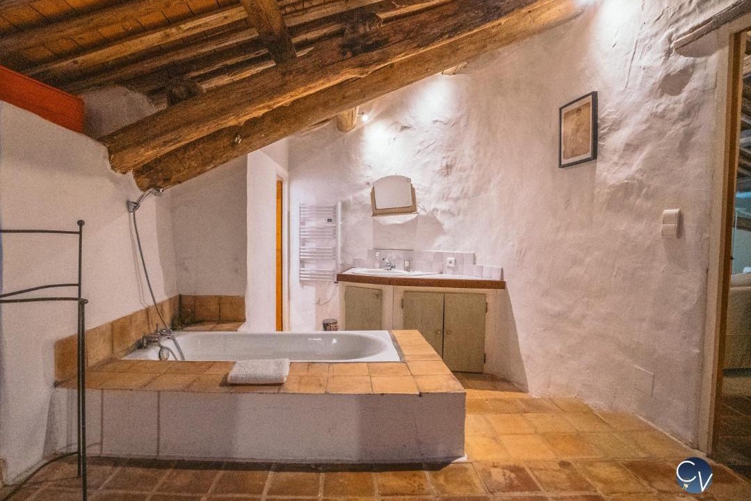 Photo of Bathroom in Lussan