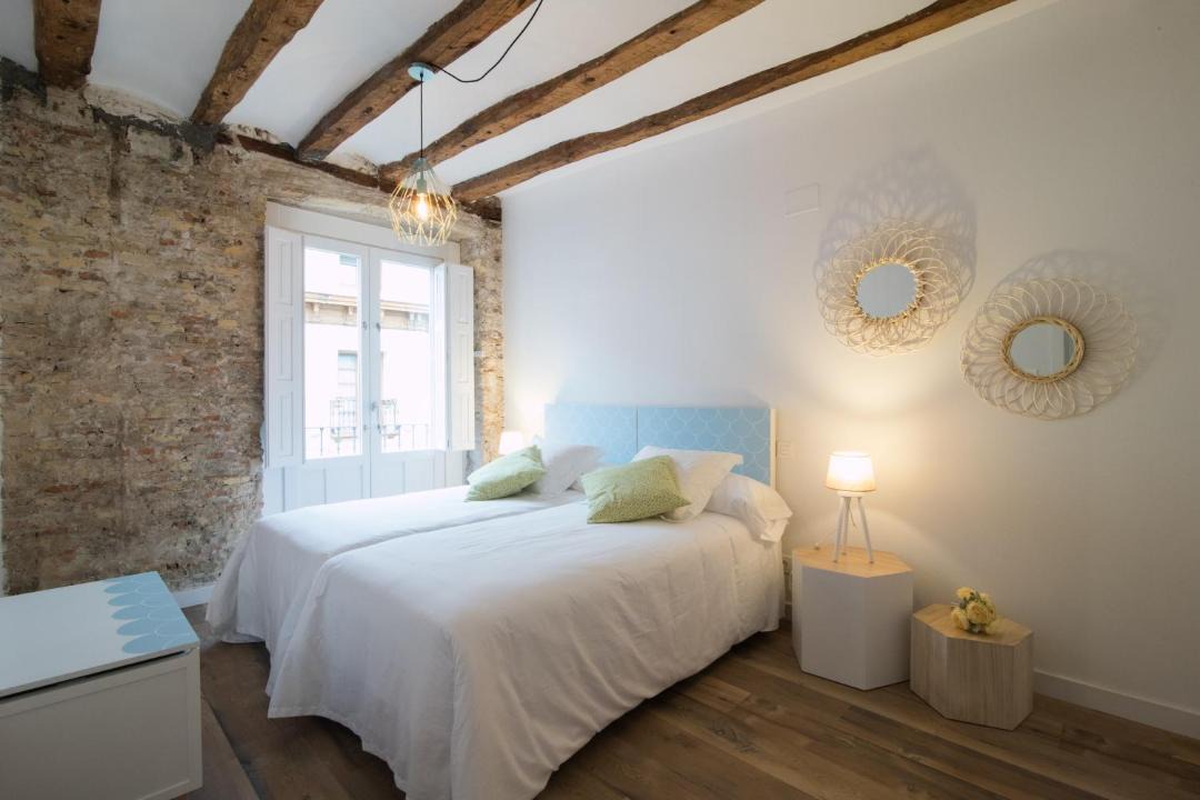 Photo of Bedroom in Zaragoza Old Town