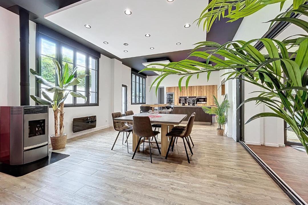 Photo of Others in Montlucon