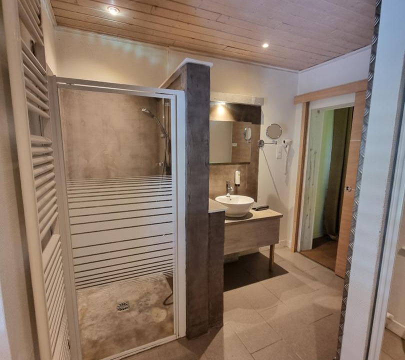 Photo of Bathroom in Plaine-de-Walsch