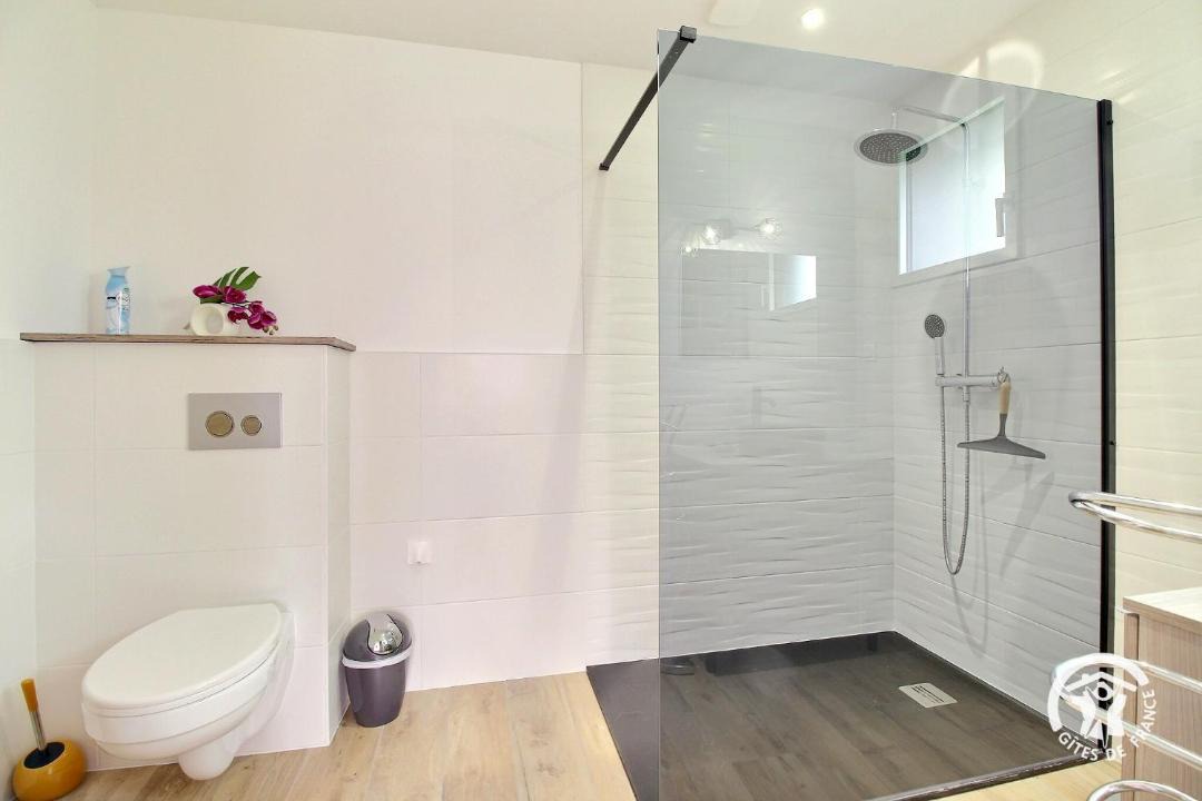 Photo of Bathroom in Campeneac