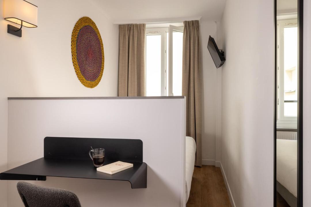 Photo of Others in 2nd Arrondissement