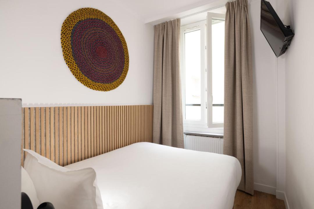 Photo of Others in 2nd Arrondissement