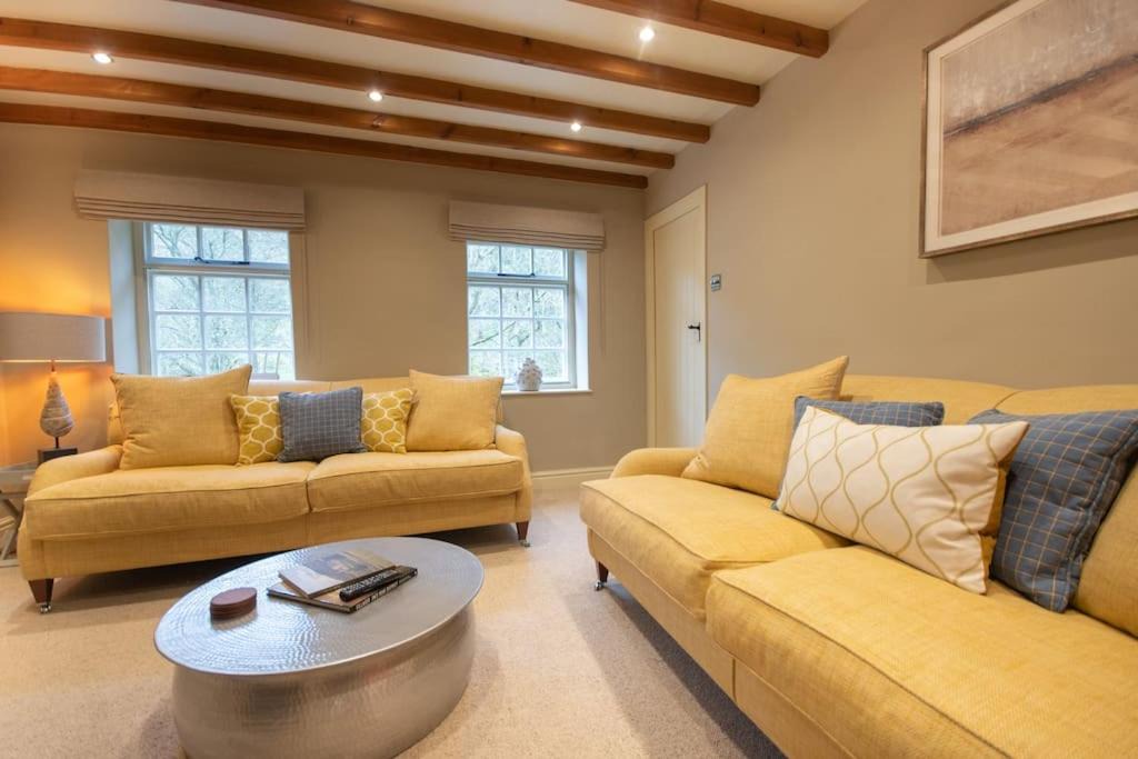 Photo of Livingroom in Alstonfield