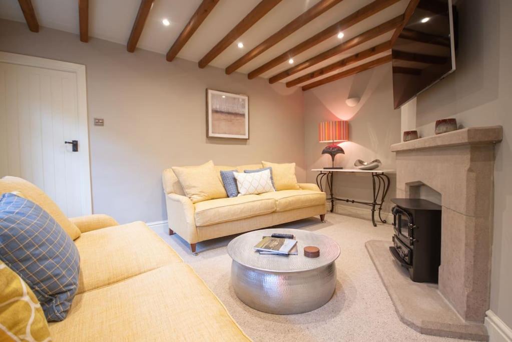 Photo of Others in Alstonfield