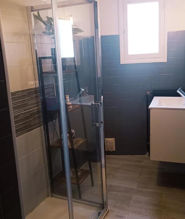 Photo of Bathroom in Latour-de-France