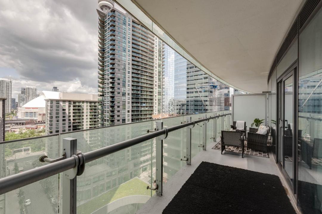Photo of Patio Balcony in Toronto Entertainment District