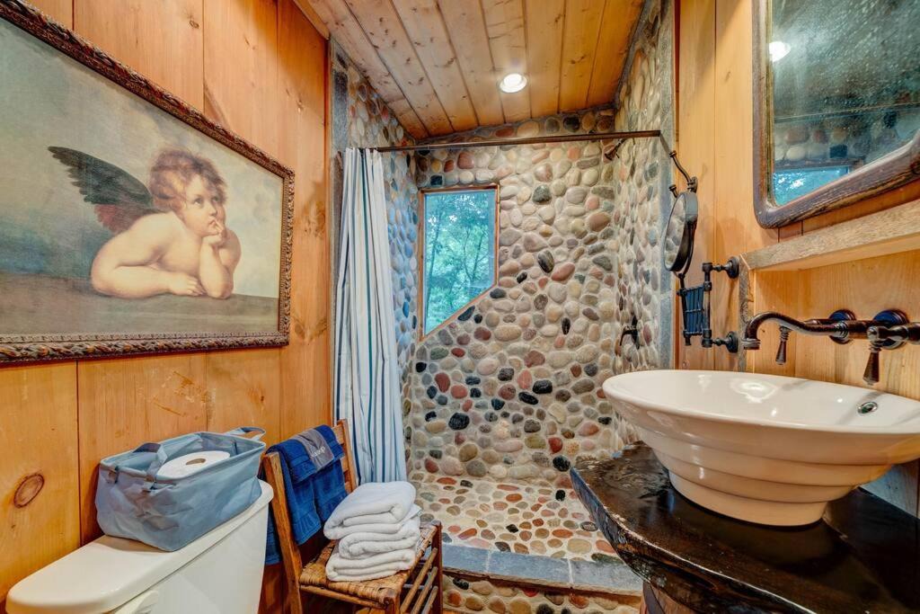 Photo of Others in Ellijay