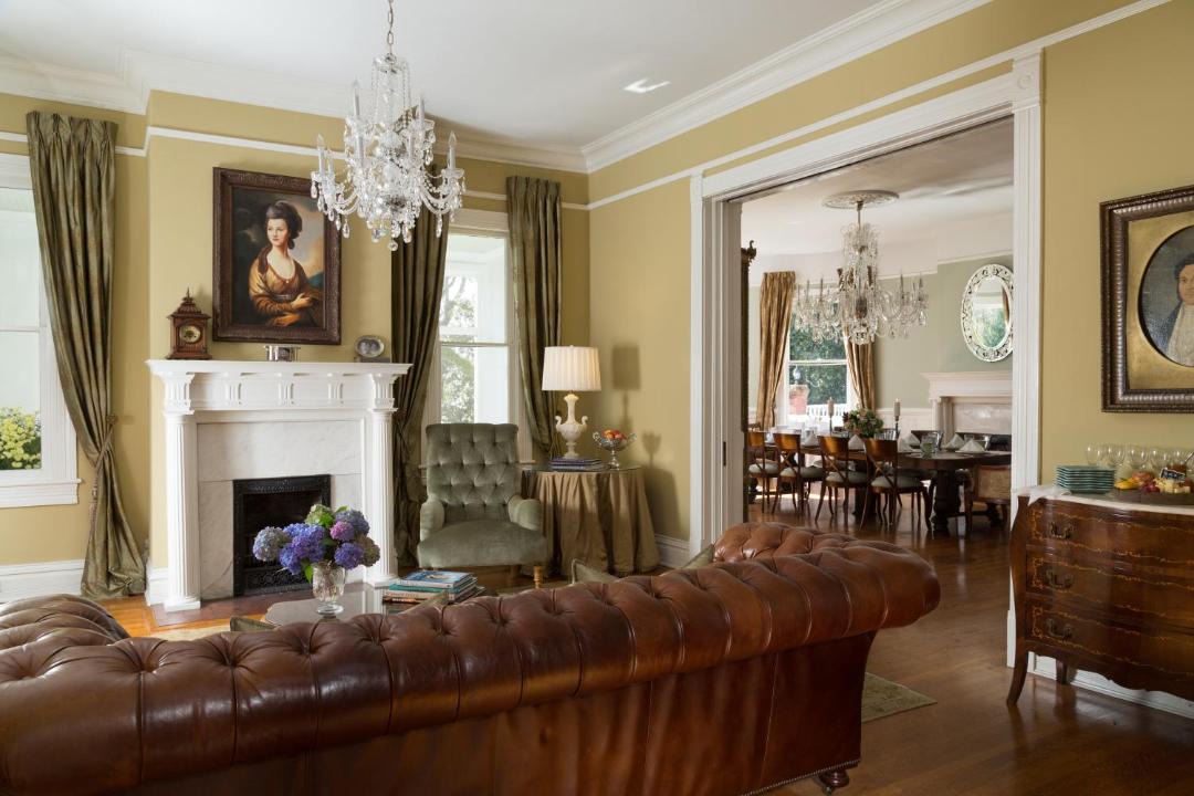 Photo of Livingroom in Covington