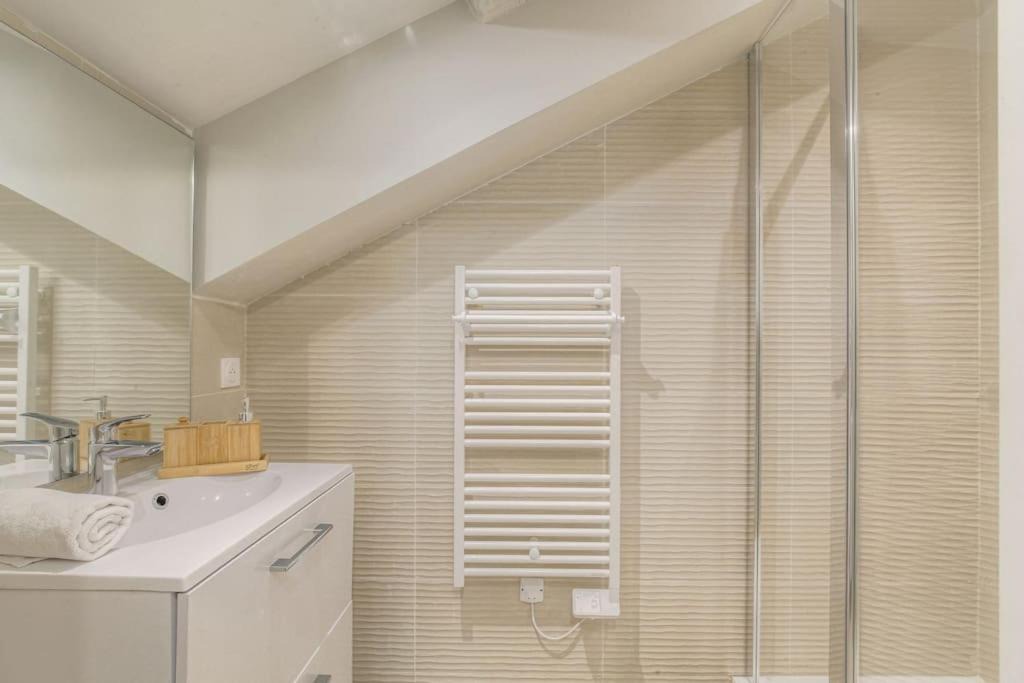 Photo of Bathroom in Villette - Maisons Neuves