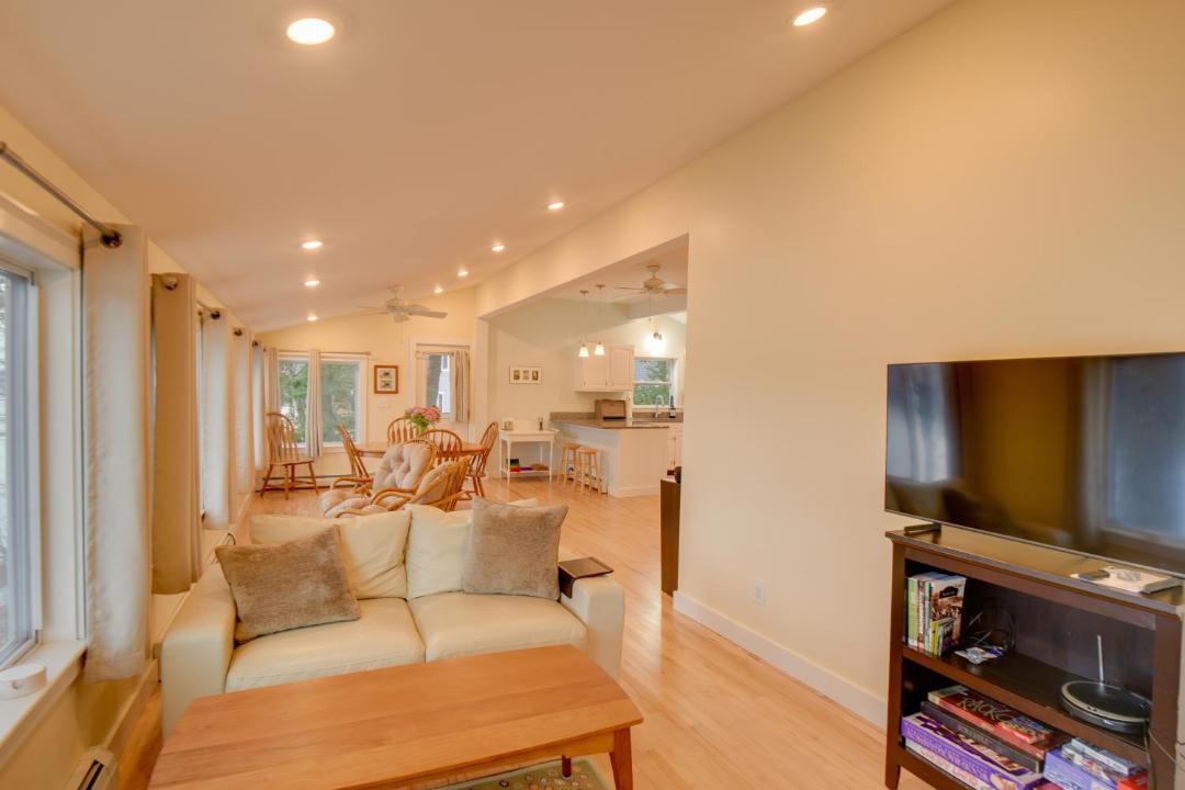 Photo of Livingroom in Falmouth