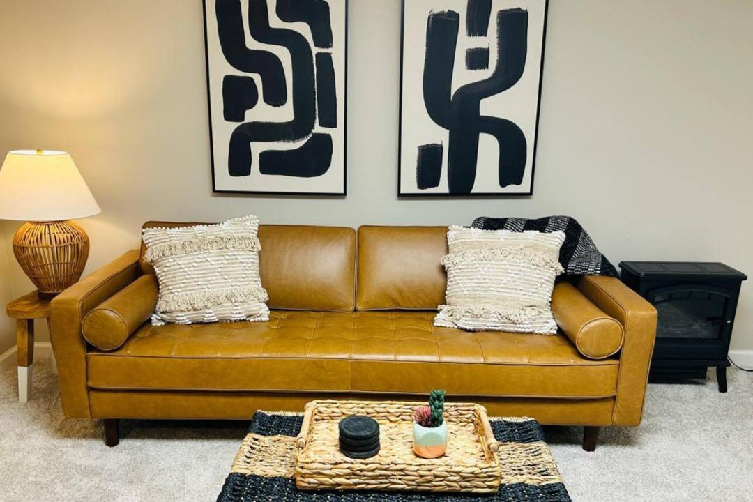Photo of Livingroom in Downtown