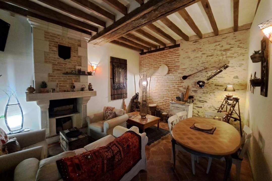 Photo of Others in Segre