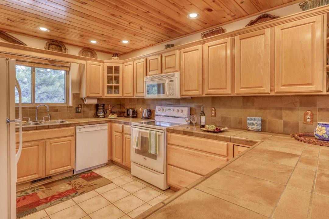 Photo of Kitchen in Pagosa Highlands