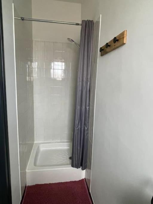 Photo of Bathroom in Villefranche-de-Lauragais